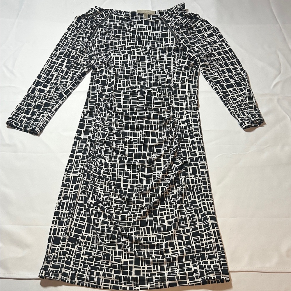 Banana Republic Black and White Geometric Long Sleeve Dress
